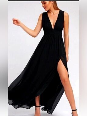 Lulu's Black Deep V Maxi Dress with High Slit